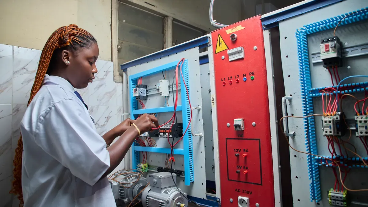 Replacing Faulty Relays in Electrical Control Panels Replacing Faulty Relays in Electrical Control Panels