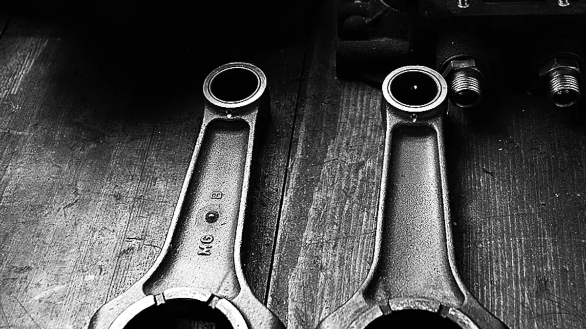 Material Science: Custom Connecting Rod Bearings vs. Stock Material Science: Custom Connecting Rod Bearings vs. Stock